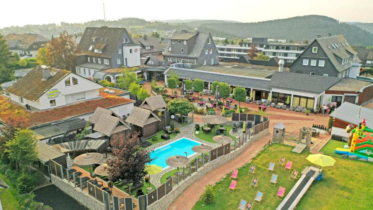Vakantiehotel Der Brabander Winterberg Exteriör bild